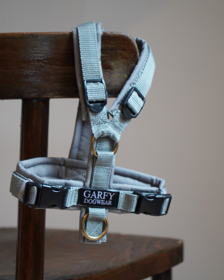 Pure Harness Grey